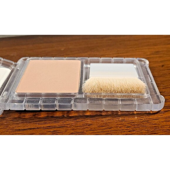 READ Vintage PRESCRIPTIVES Magic SOFT POWDER in Translucent .38 oz / 11 g - Picture 6 of 13